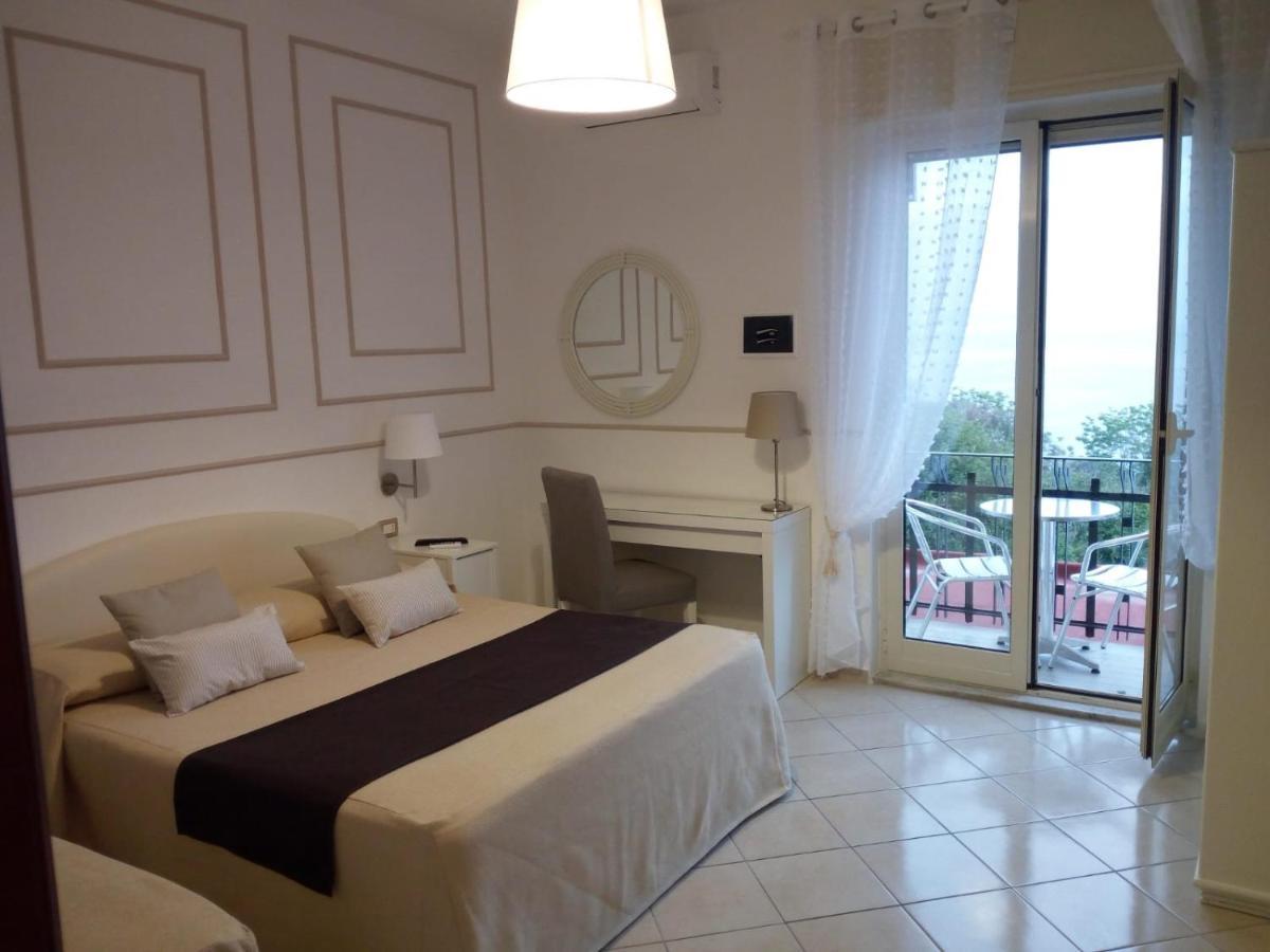 Mini 3* Pozzuoli