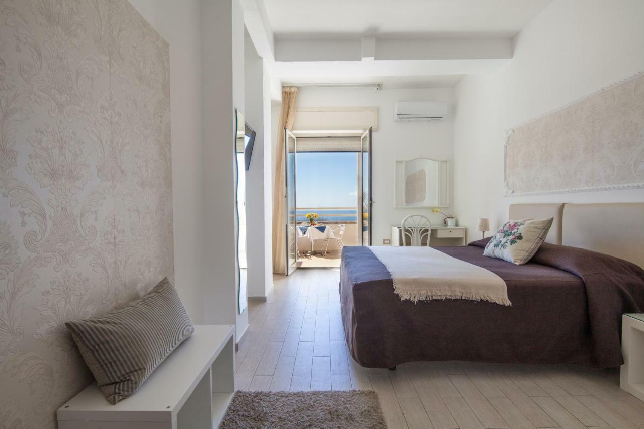 Hotel Mini Pozzuoli